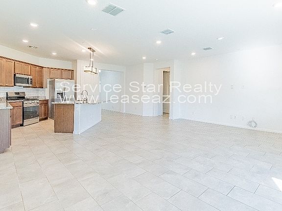 3rd image of 20831 N 40th Dr