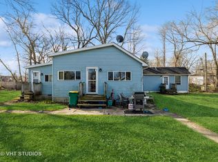 43 Tremont Rd, Fox Lake, IL 60020