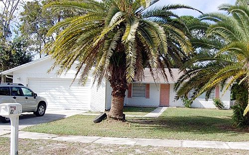 1st image of 22 Woodlake Dr