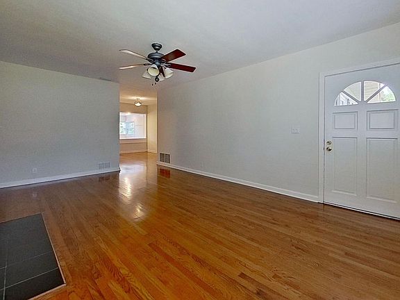 3rd image of 6413 Colgate Rd