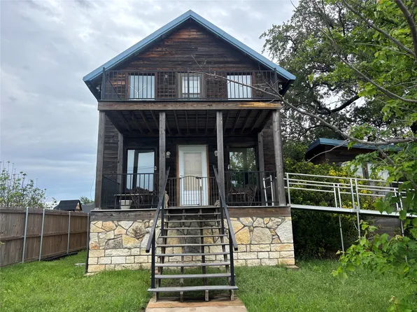 4913 Terlingua Dr, Granbury, TX 76048