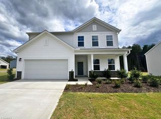 141 Cremello Dr, King, NC 27021