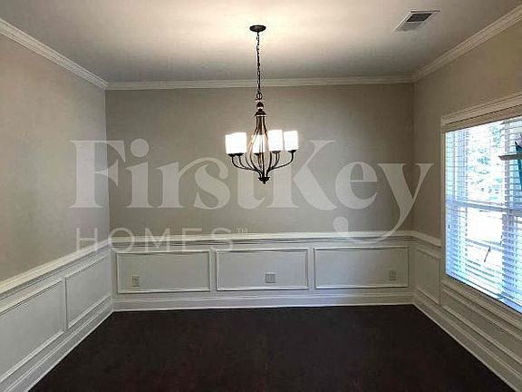 2nd image of 111 Village Pl