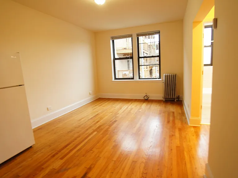 2715 NMA LLC — Photo 10