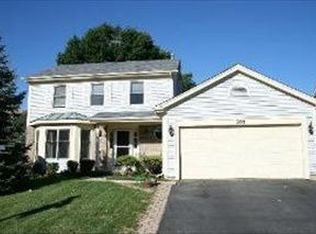 502 Bristol Dr, Carol Stream, IL 60188