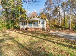 2412 Minorwood Rd, Greensboro, NC 27405