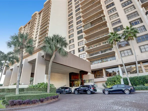 1800 NE 114th St APT 607, Miami, FL 33181