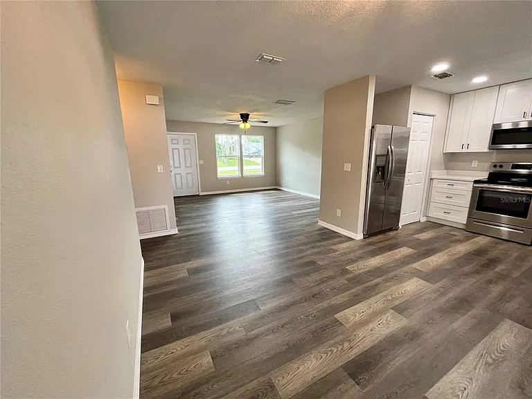 1494 Courtland Blvd — Photo 5