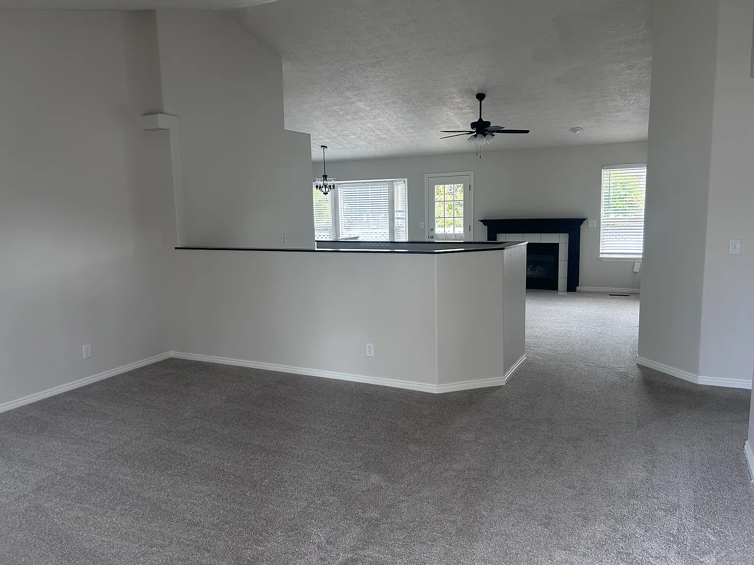 7 bed, 3.5 bath, 3500 sqft, $4,100 — Photo 4