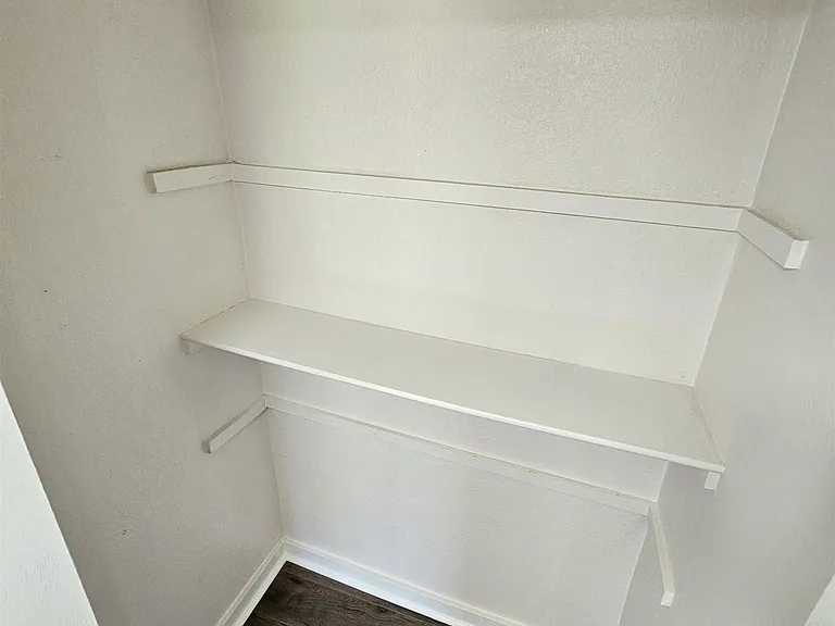 2708 S Rock St — Photo 10