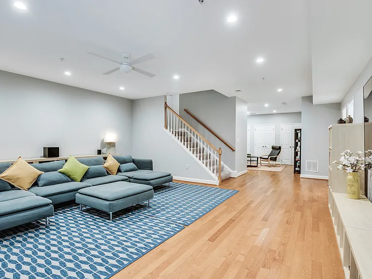 7802 Hidden Meadow Ter — Photo 43