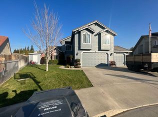 393 Gikas Ln, Turlock, CA 95382