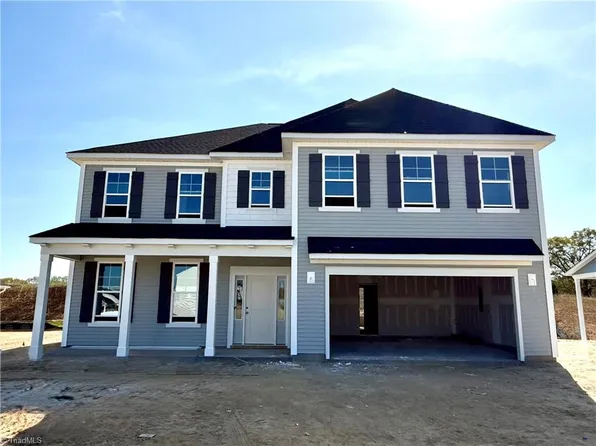 529 Yarrow Dr, Lexington, NC 27295