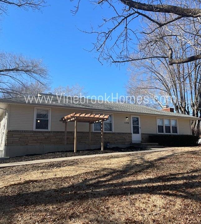 1st image of 1196 N Clayview Dr