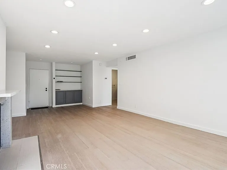 403 N Oakhurst Dr #204 — Photo 18