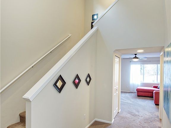 4th image of 2421 193rd St E