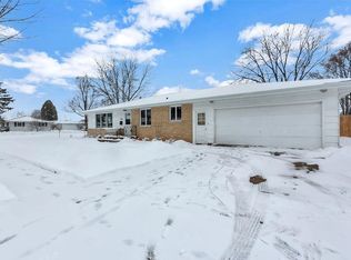 346 S Roger St, Kimberly, WI 54136
