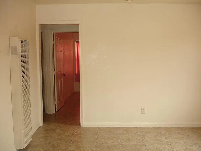 5857 Lynn St — Photo 6