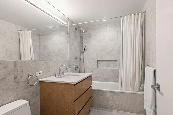 Rented by RHI Group | media 30