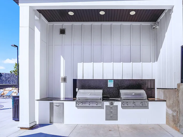 Vista Amenities-4
