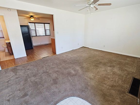 2nd image of 229 Logan St