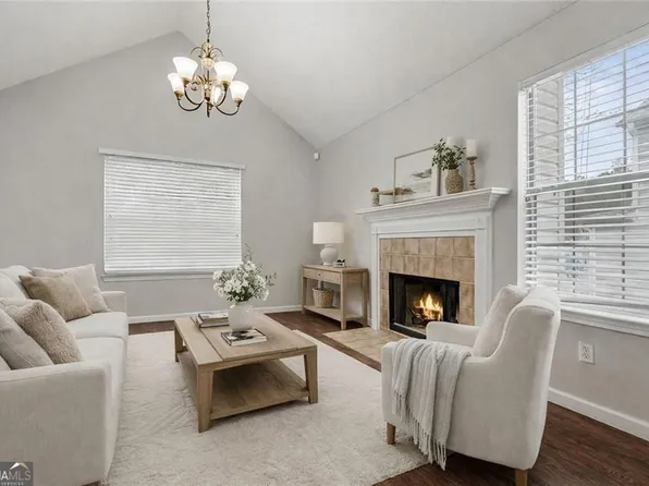 1525 Edgemoor Ln, Douglasville, GA 30134