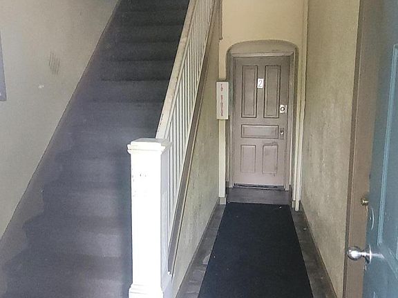 5th image of 2126 3rd Ave E