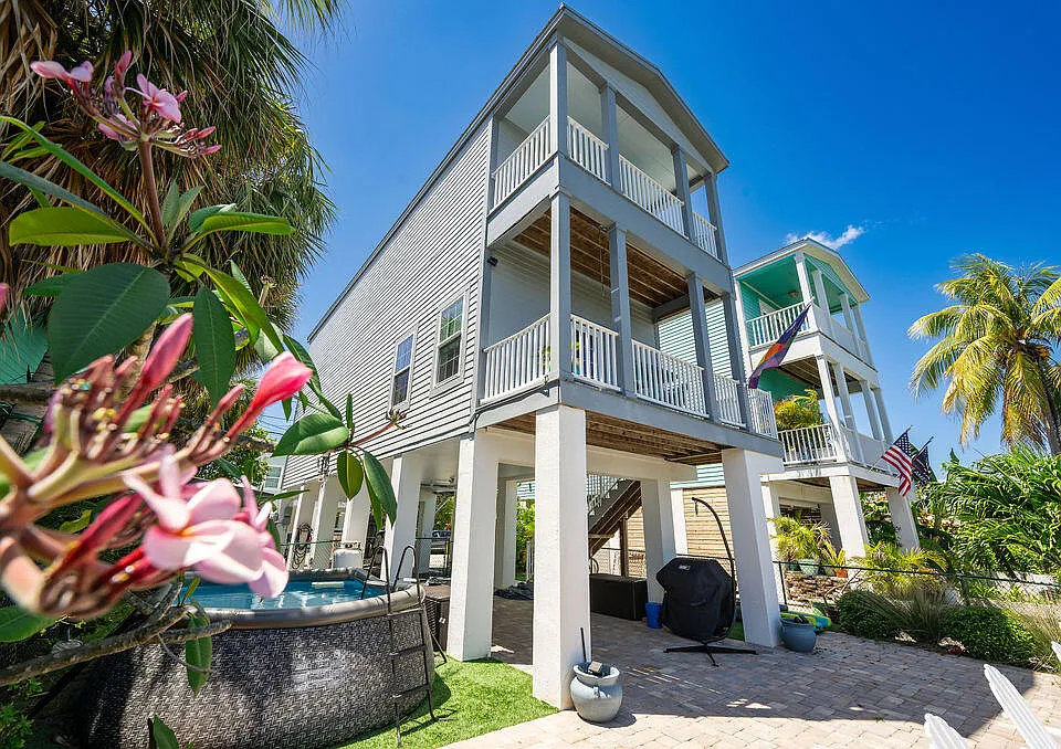 59 Palm Dr