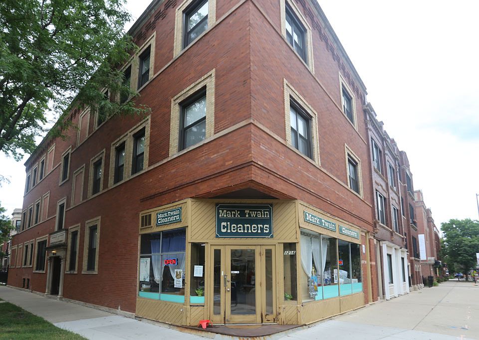 1st image of 3609 N Lakewood Ave APT 2N