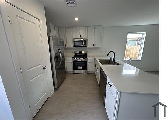 4th image of 26802 Prairie Smoke Ln