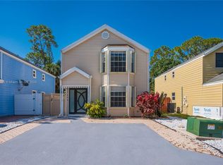5800 Rambler Rose Way, West Palm Beach, FL 33415