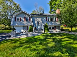 4 Clearview Dr, Milford, MA 01757