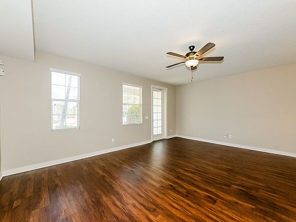 4th image of 5958 Madrano Dr
