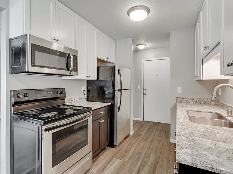 Whispering Pond Apartments — Photo 68