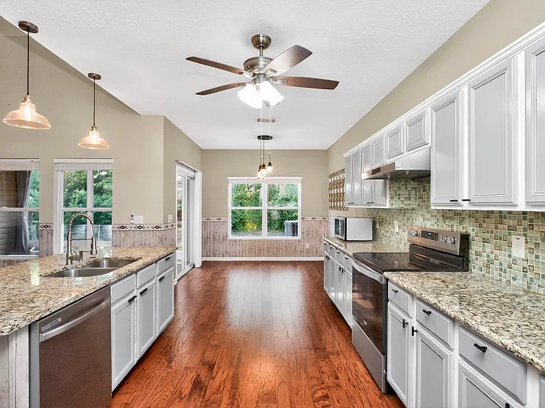 7339 Autumn Crossing Way — Photo 21