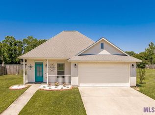7247 Landry Dr, Zachary, LA 70791