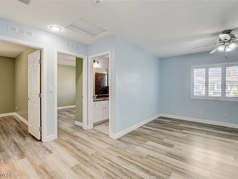 9975 Mills Reef Ct — Photo 52