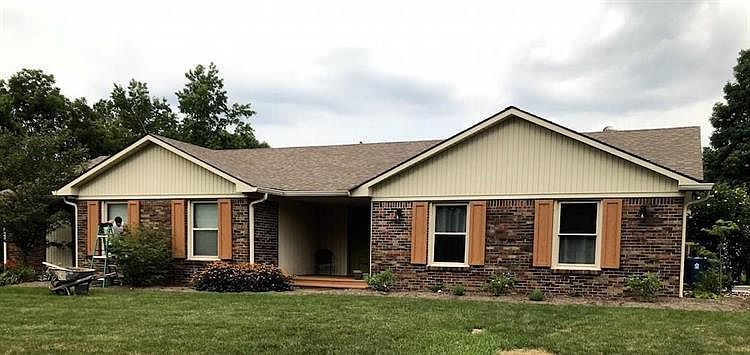 1st image of 7 Thornbriar Ct