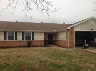 1200 SE 22nd St, Bentonville, AR 72712