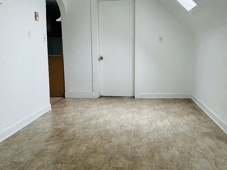 779 William St #3 — Photo 10