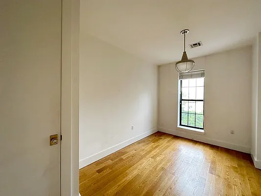 Rented by Goose Property Management LLC | media 10