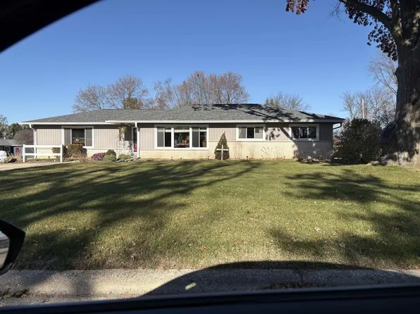 751 Oak Drive, Jefferson, WI 53549