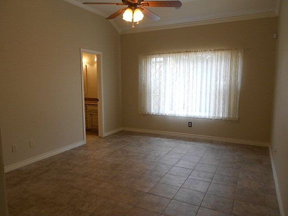 5th image of 4218 Carnation Ave #14