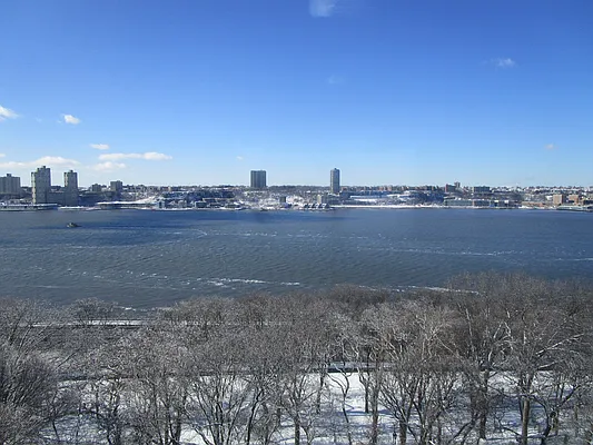 Rented by Rita S Citrin, LREB | media 70