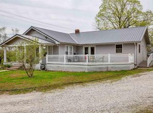 201 Hall St, Blackwater, MO 65322