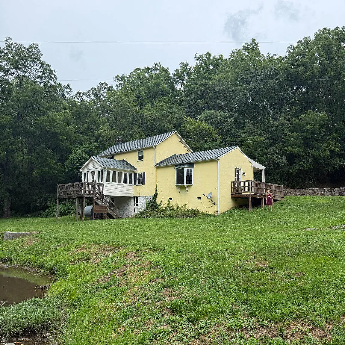 3 bed, 2.0 bath, 1800 sqft, $3,500 — Photo 3
