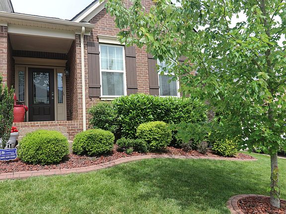 3rd image of 1302 Drury Ln