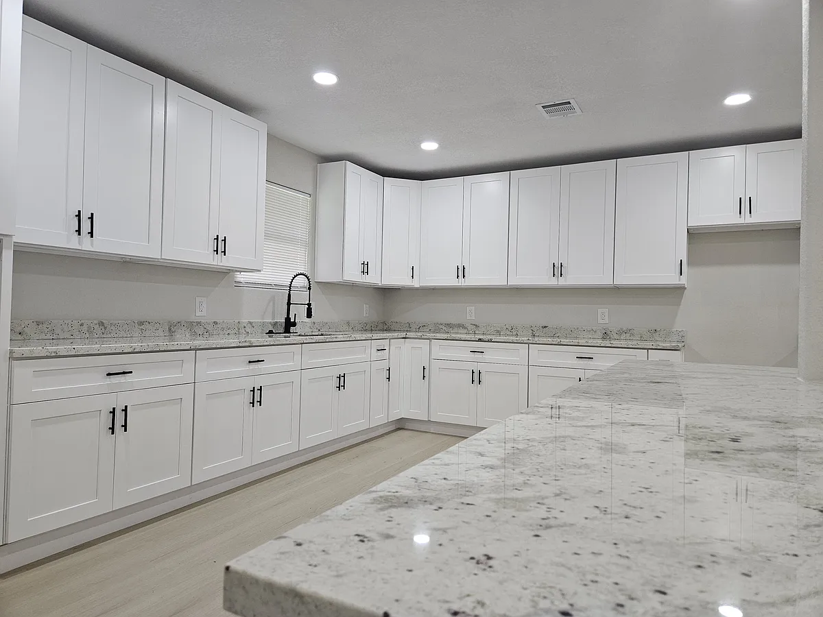 Building Photo - 5403 Meadow Creek Ln
