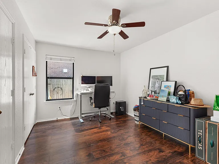 14224 Lake Victor Dr — Photo 23