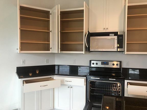 5th image of 13873 Arclid St